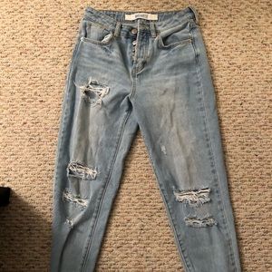Brandy Melville high rise ripped jeans size 25